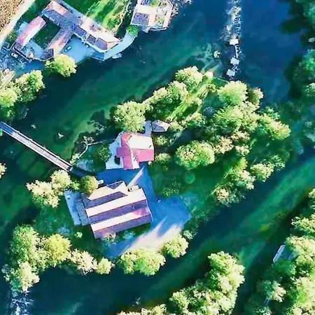 Ile De Malvy Villa Saint-Simeux Екстериор снимка