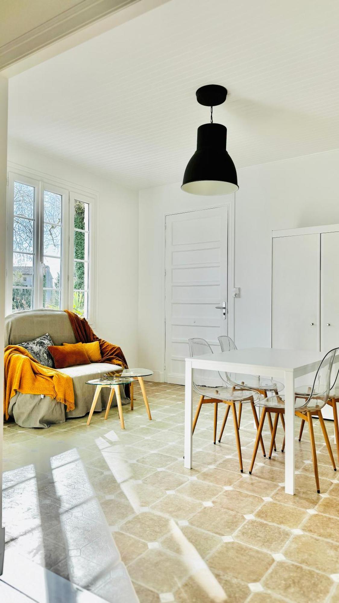 Ile De Malvy Villa Saint-Simeux Екстериор снимка